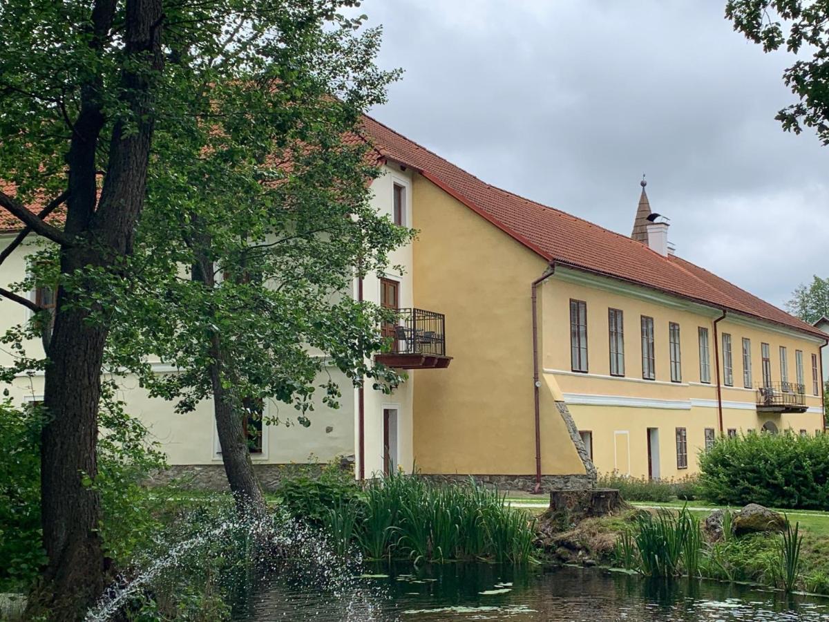 Hotel Zámek Jindřichovice Kolinec Exterior foto