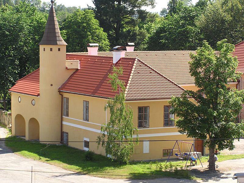 Hotel Zámek Jindřichovice Kolinec Exterior foto